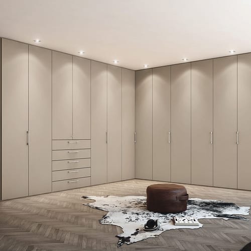 Pure minimalist Wardrobe scaled
